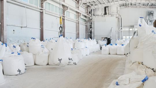 Wkłady stabilizowane do big bagów: Zwiększ bezpieczeństwo transportowanych materiałów w workach big bag