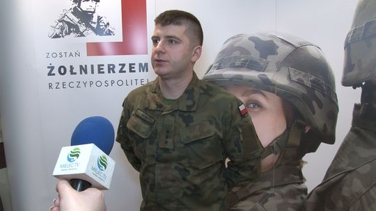 Wojskowe Centrum Rekrutacji w Mielcu mówi o służbie w Wojsku Polskim
