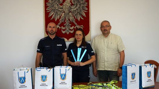 Współpraca policji z Gminą Przecław w celu poprawy bezpieczeństwa w ruchu drogowym
