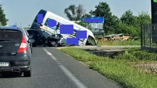 Wypadek na drodze wojewódzkiej Mielec-Dębica. Jedna osoba poszkodowana