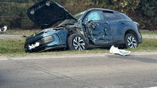 WYPADEK w Padwi. Droga całkowicie zablokowana, są poszkodowani
