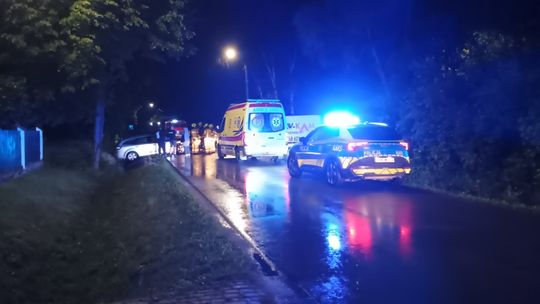 WYPADEK! Zderzenie dwóch pojazdów, zablokowana droga w gminie Przecław