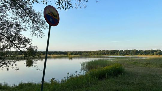 Zakaz kąpieli na Stawach Cyganowskich (Nowaka)