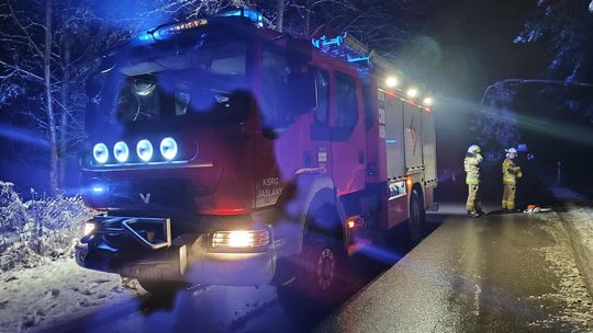 Zima atakuje. Pomoc strażaków.