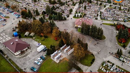 Zmiana organizacji ruchu 1 listopada przy mieleckim cmentarzu