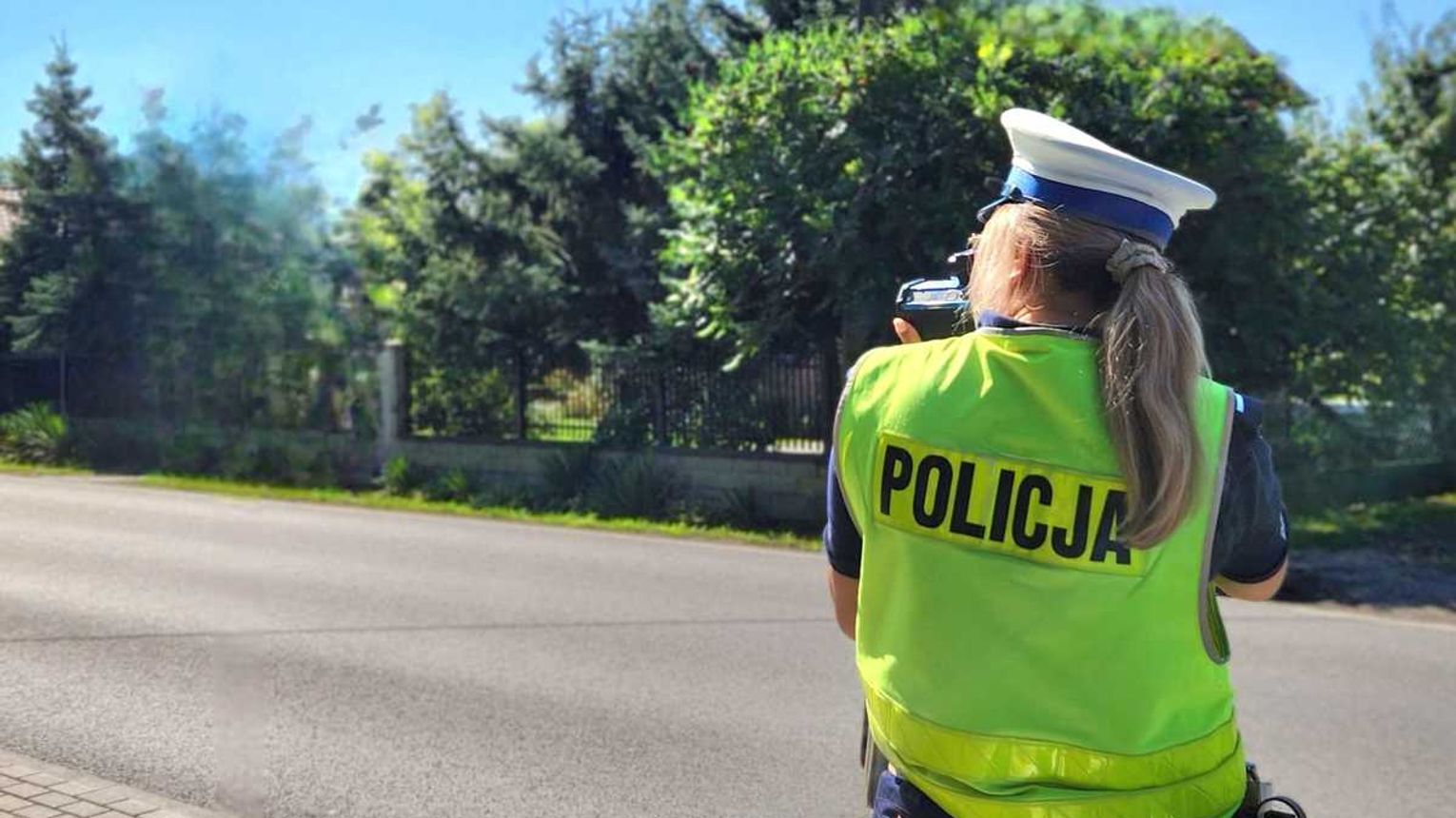 18-latek pędził 104 km/h przez Tuszów Narodowy