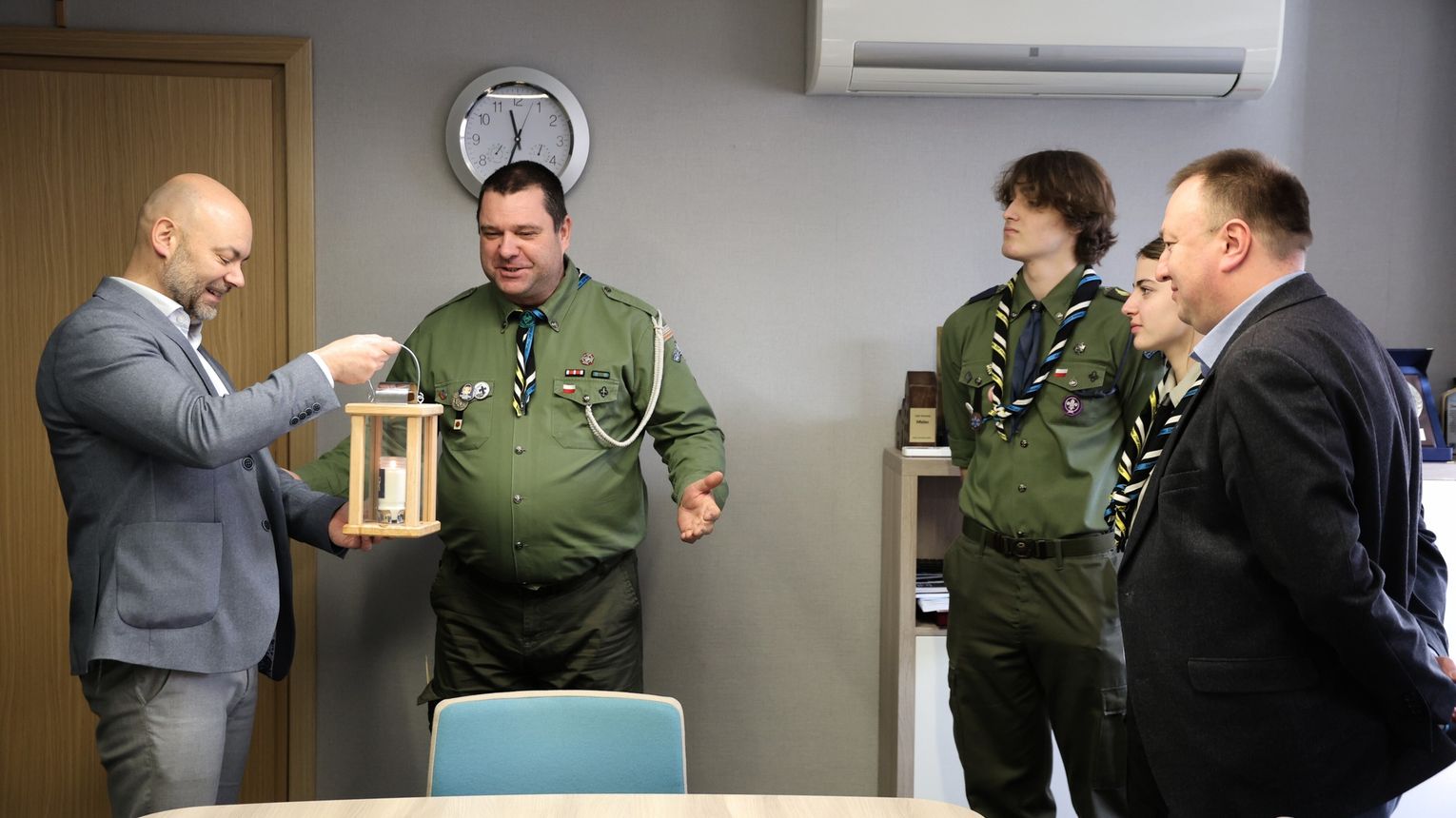 Betlejemskie Światełko Pokoju już wUrzędzie Miejskim w Mielcu