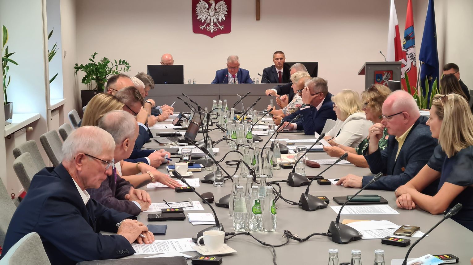 Co działo się na XVIII Sesja Rady Powiatu Mieleckiego?