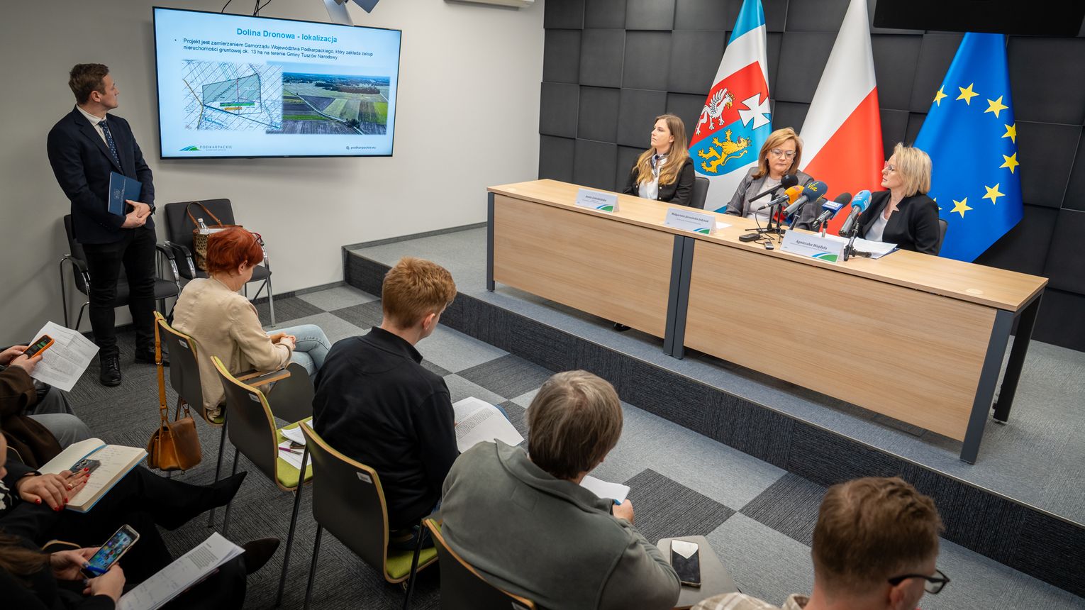 Dolina Dronowa rozkwita na Podkarpaciu. Tuszów Narodowy centrum certyfikacji i rozwoju