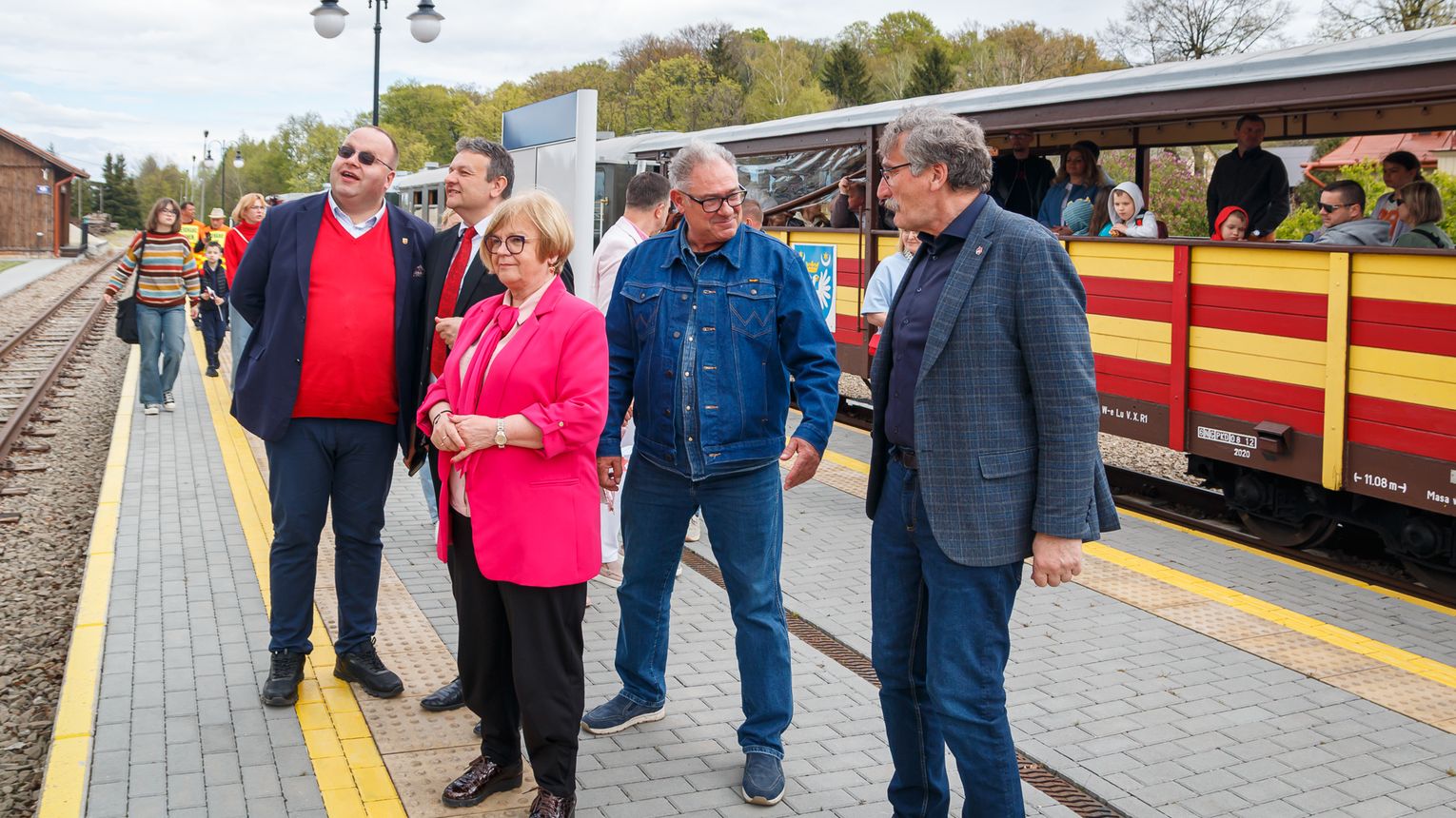 Inauguracja sezonu turystycznego na Podkarpaciu. Ruszyła najdłuższa kolejka wąskotorowa w Polsce