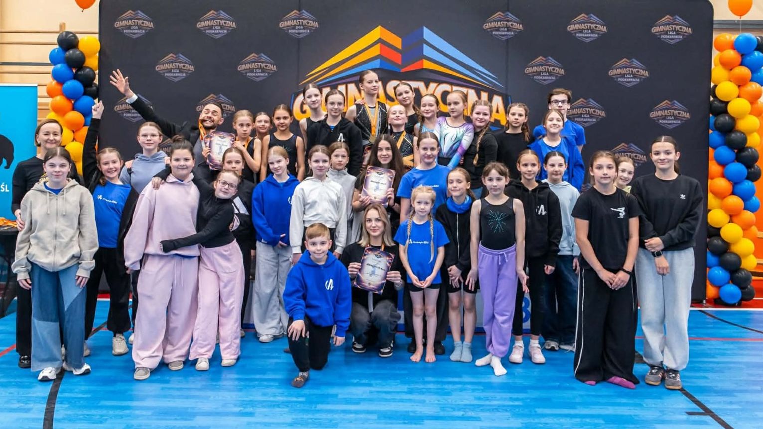 Klub Akrobatyka EDU Mielec wraca z weekendu z medalami