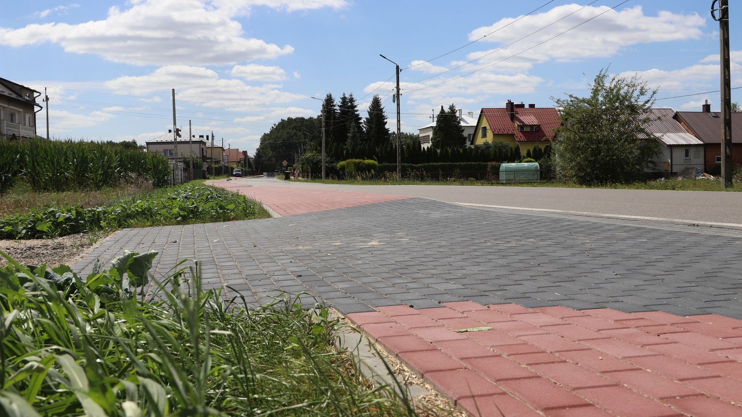 Kolejne inwestycje drogowe w powiecie mieleckim zakończone