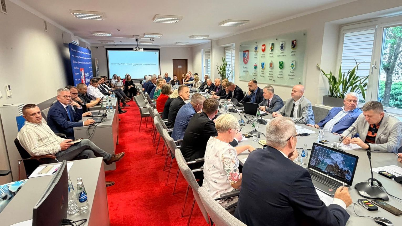 Konsolidacja szpitala w Mielcu ze szpitalem w Rzeszowie – wielka decyzja, wielki spór