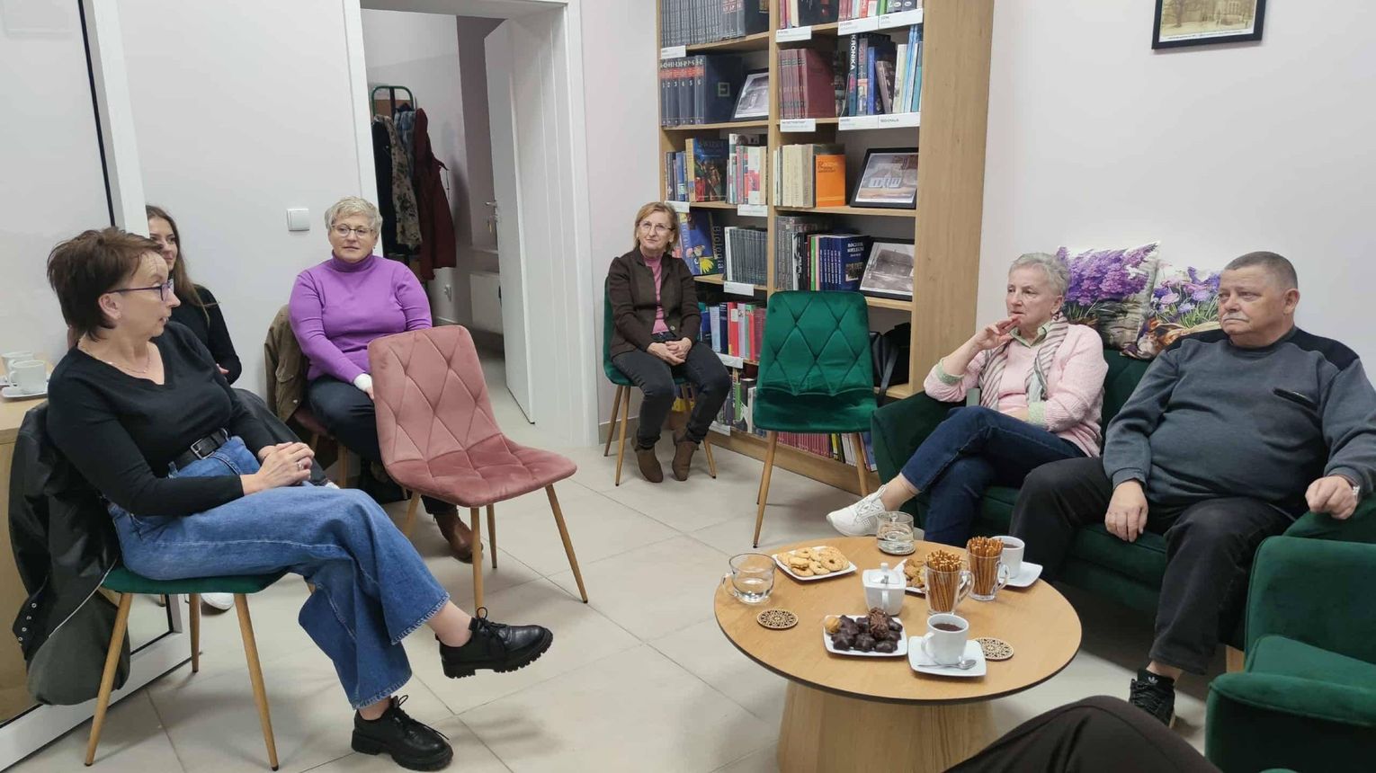 Literackie podróże Dyskusyjnego Klubu Książki w Borowej