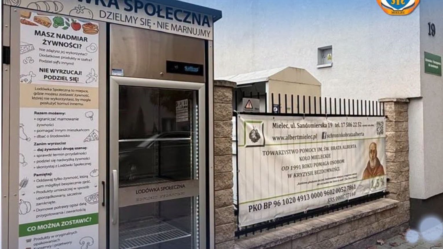 Lodówka społeczna w Mielcu. Podziel się z innymi