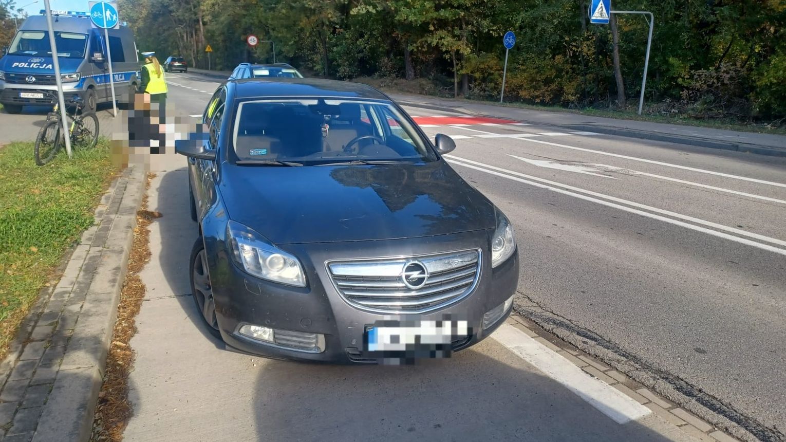 Mielec. Samochód potrącił 13-latkę jadącą na rowerze