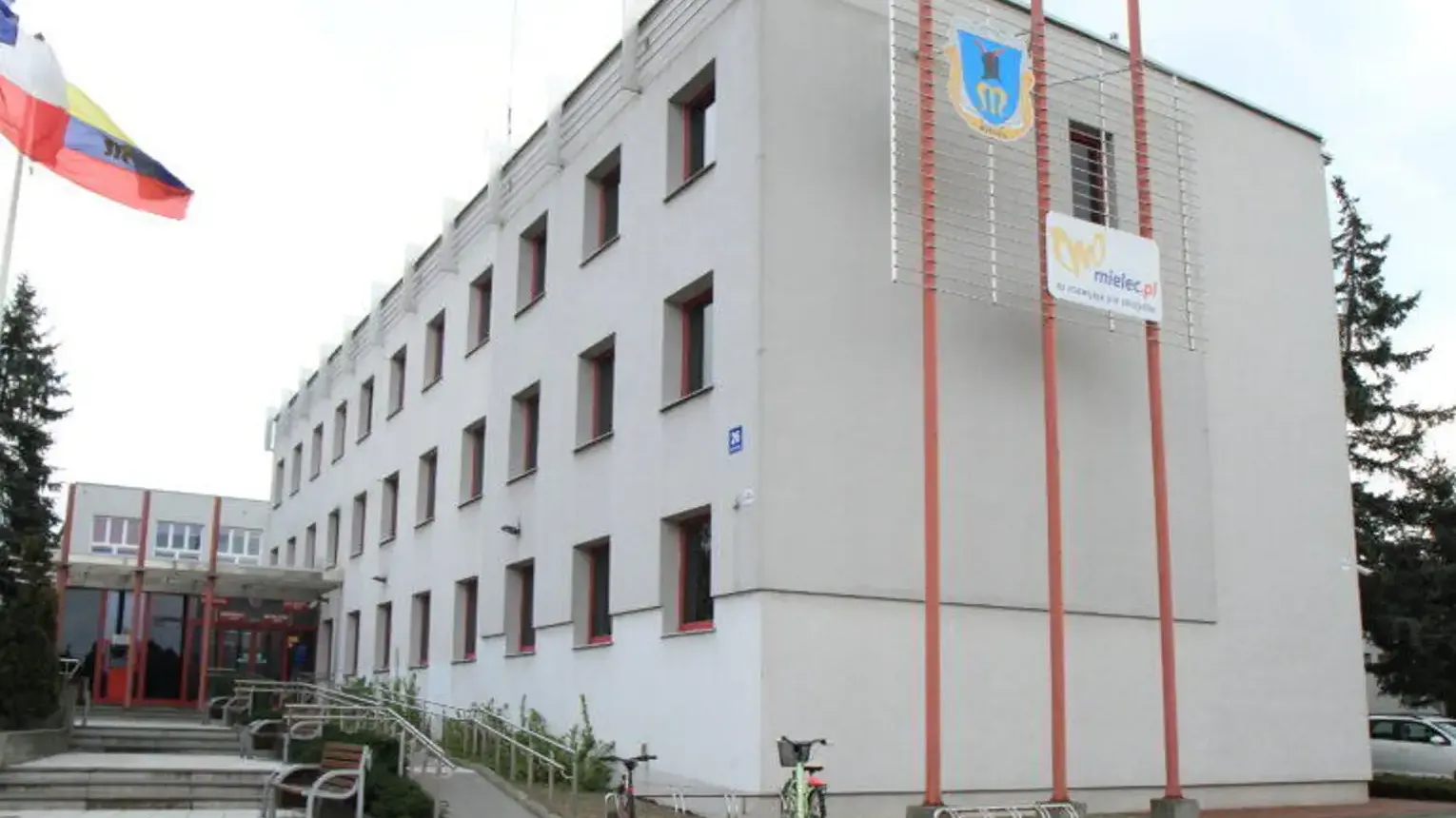 Mielec upamiętni zmarłego radnego? Do magistratu trafiła petycja w sprawie ulicy Łukasza Przybyły