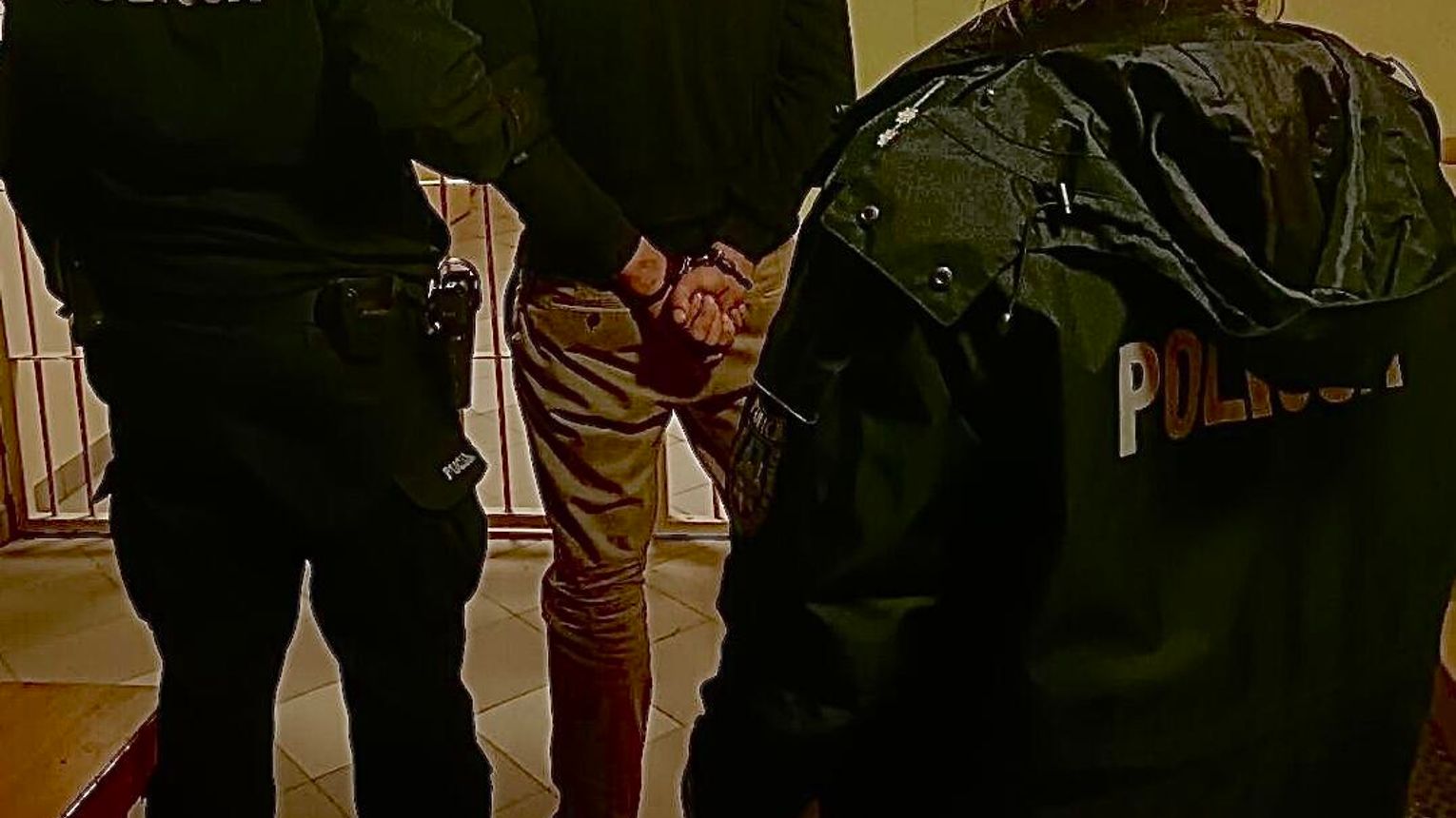 Mieszkaniec powiatu dąbrowskiego zatrzymany przez mielecką policję. Pijany kierował rowerem do tego był poszukiwany!