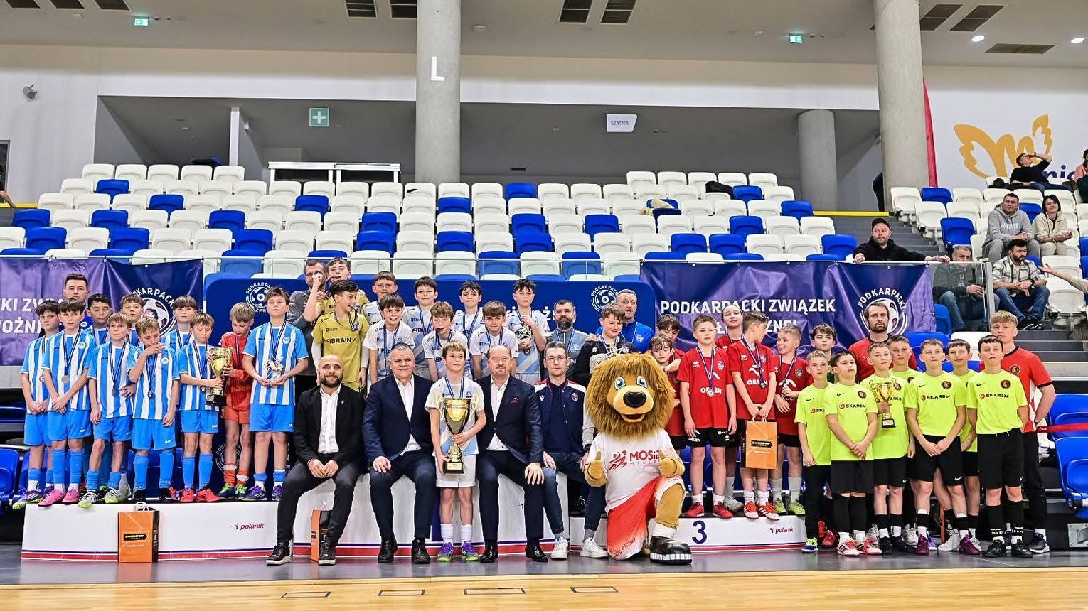 Młodzieżowe Mistrzostwa Podkarpacia w Futsalu w Mielcu