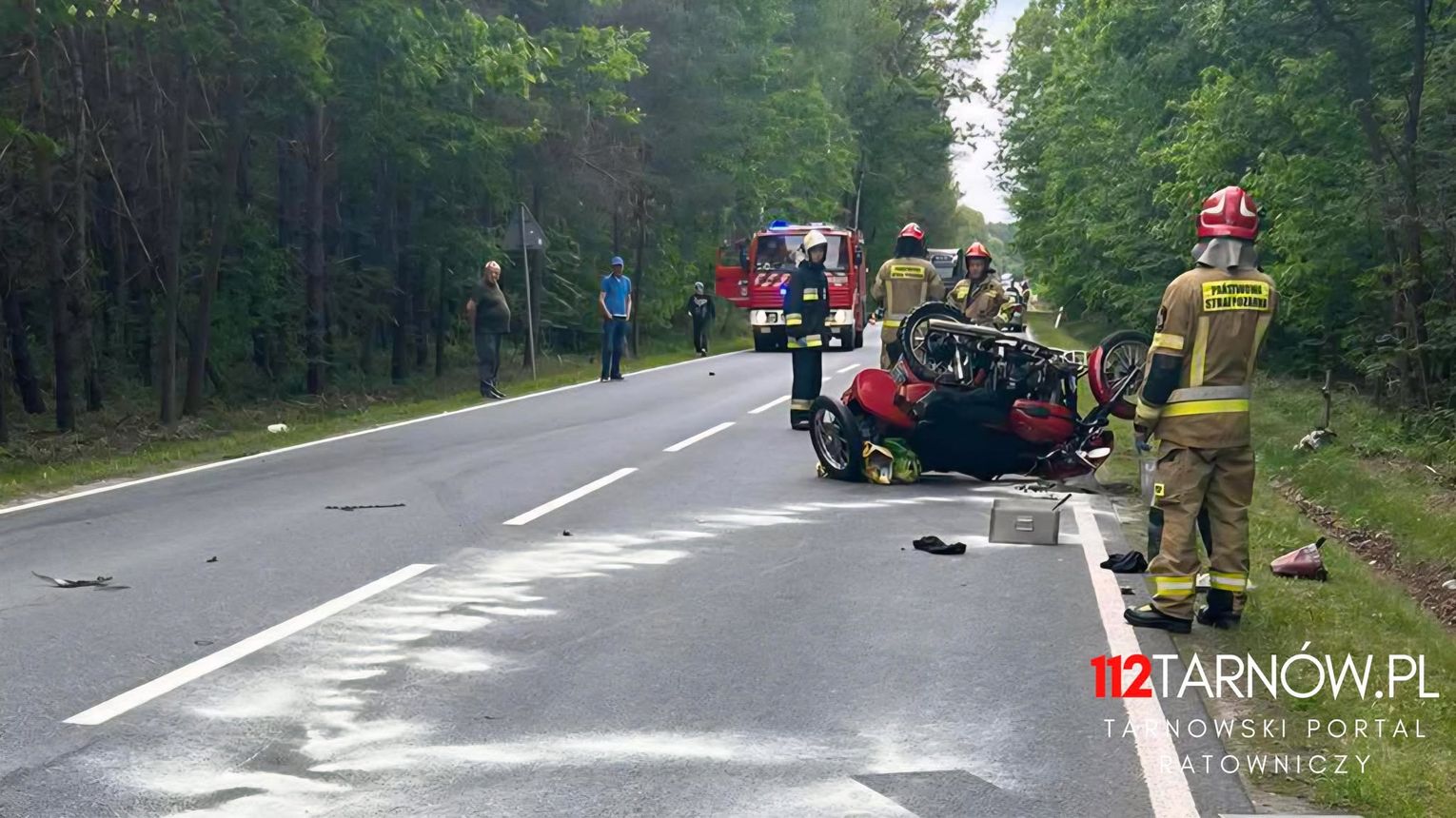 Motocyklista trafił do szpitala po wypadku w Nowej Jastrząbce