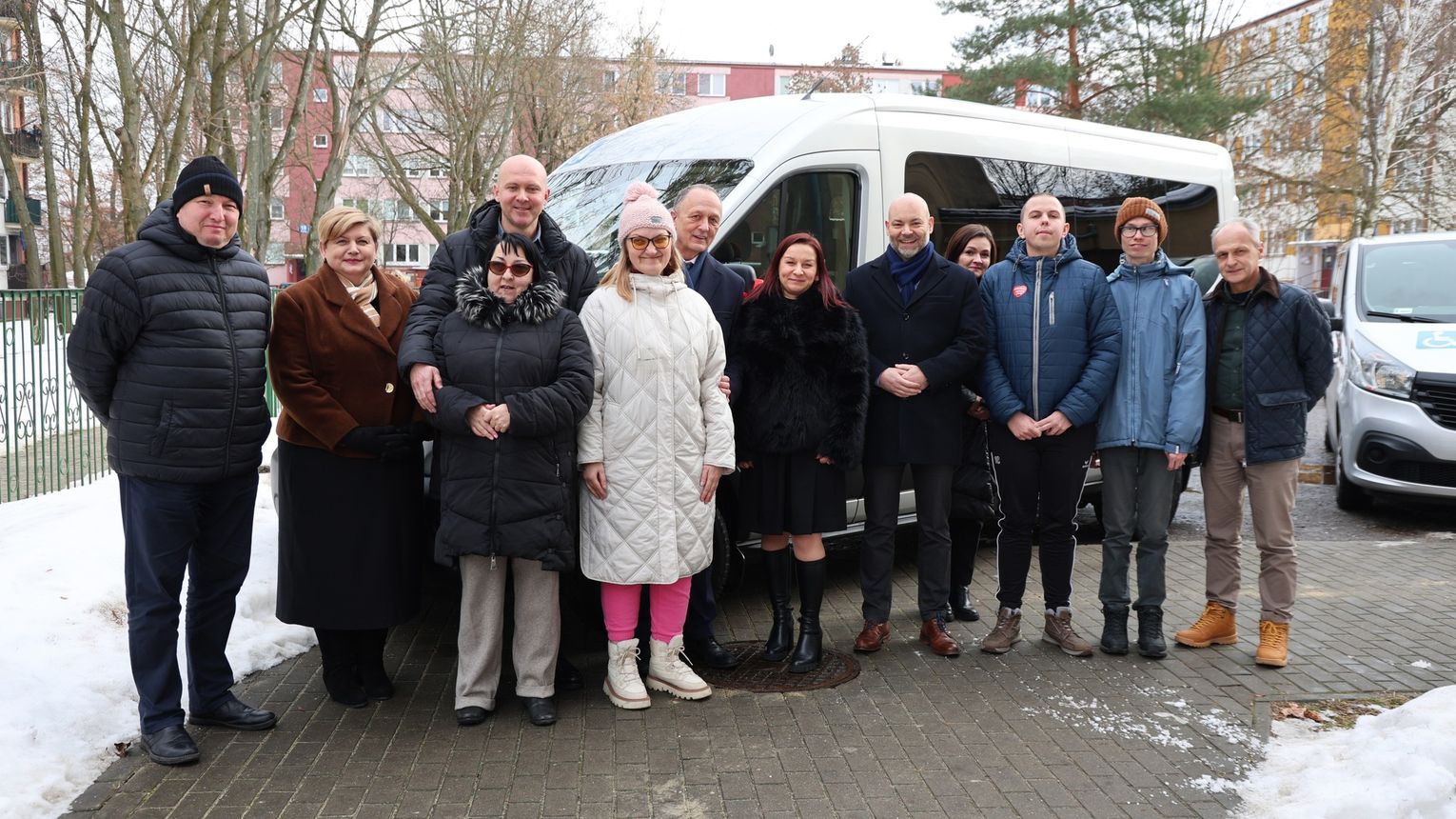 Nowy minibus dla Warsztatów Terapii Zajęciowej