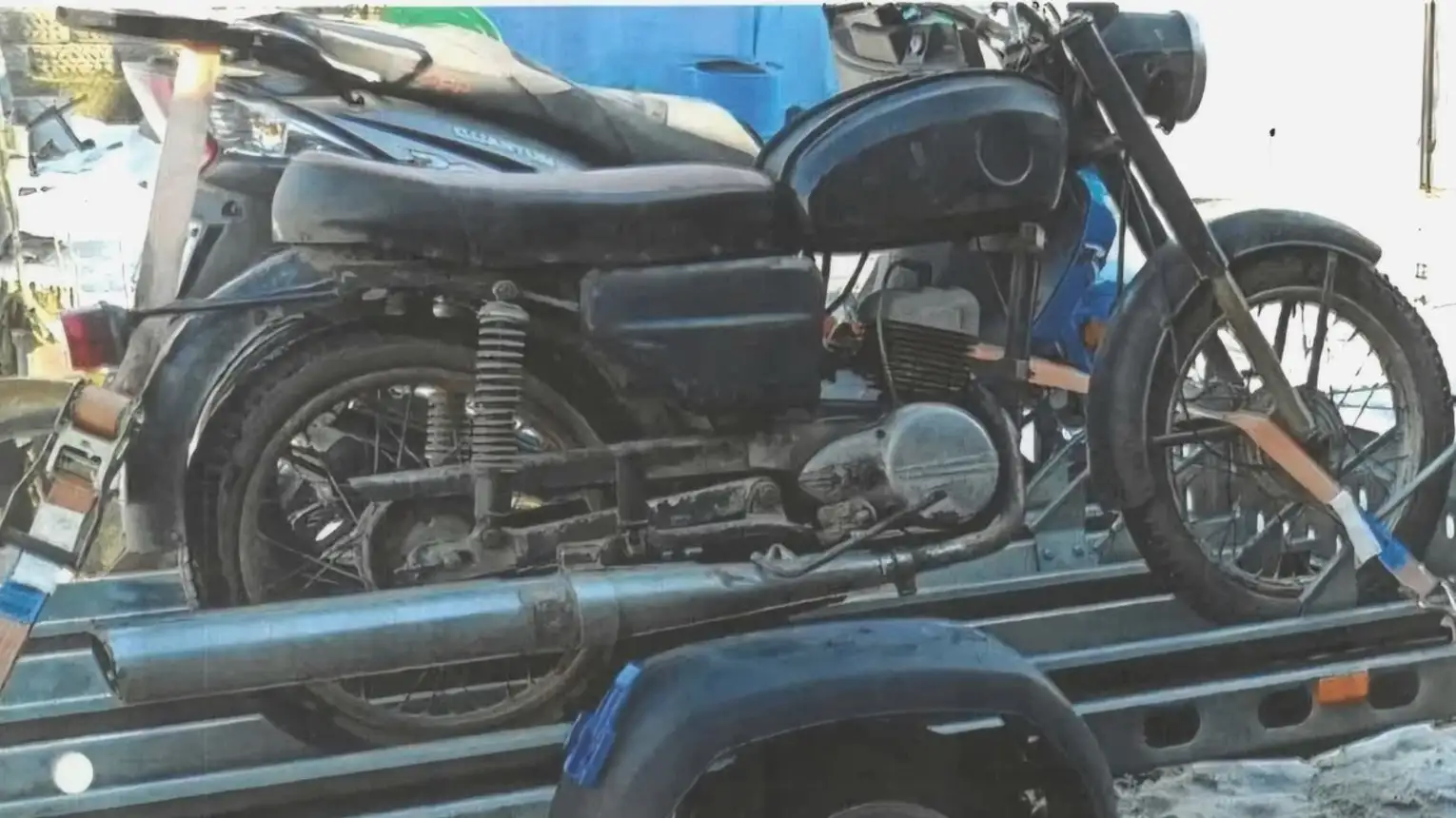 Policja szuka świadków kradzieży motocykla WSK-i