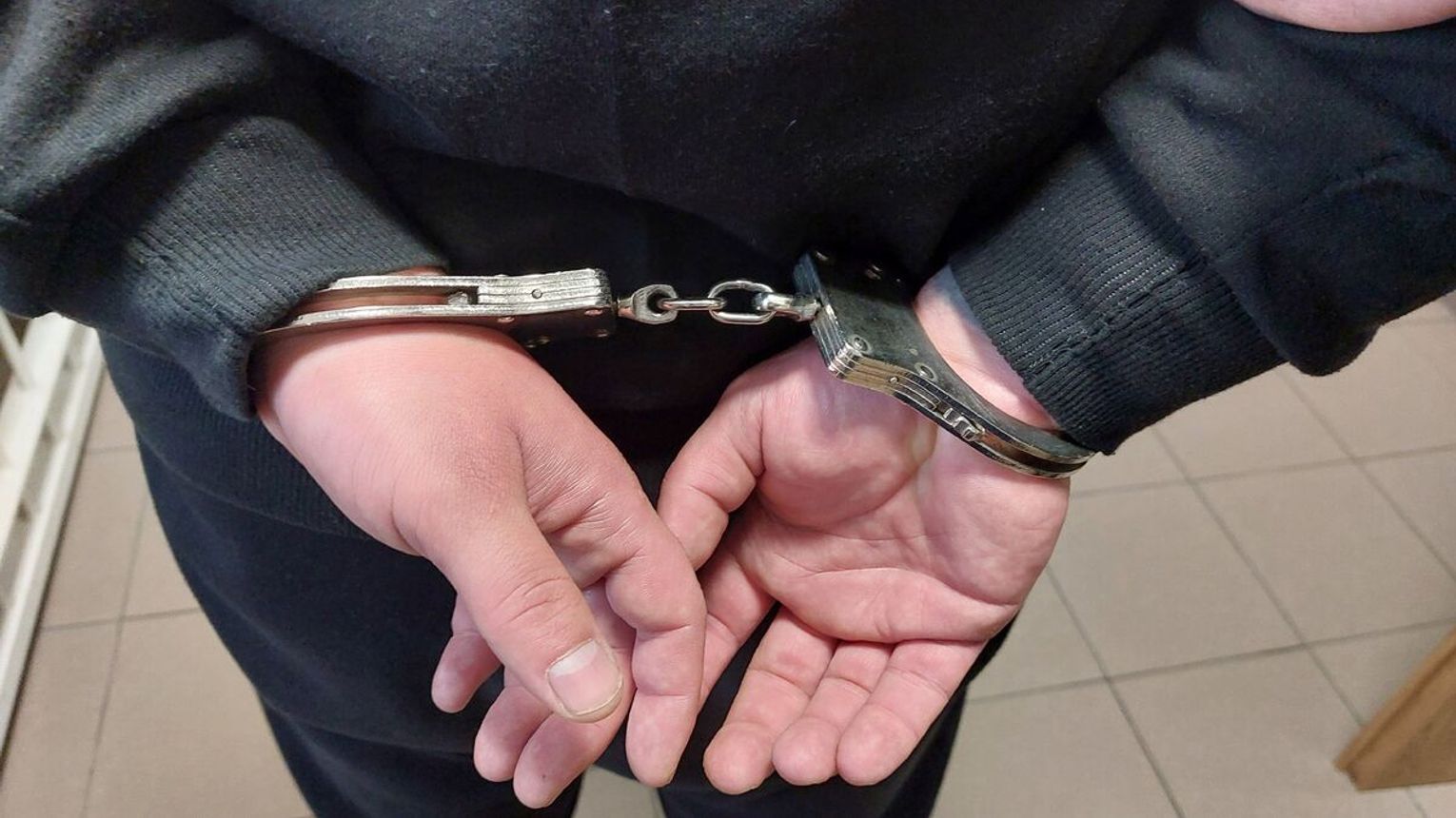 Policjanci zatrzymali 34-latka poszukiwanego Europejskim Nakazem Aresztowania