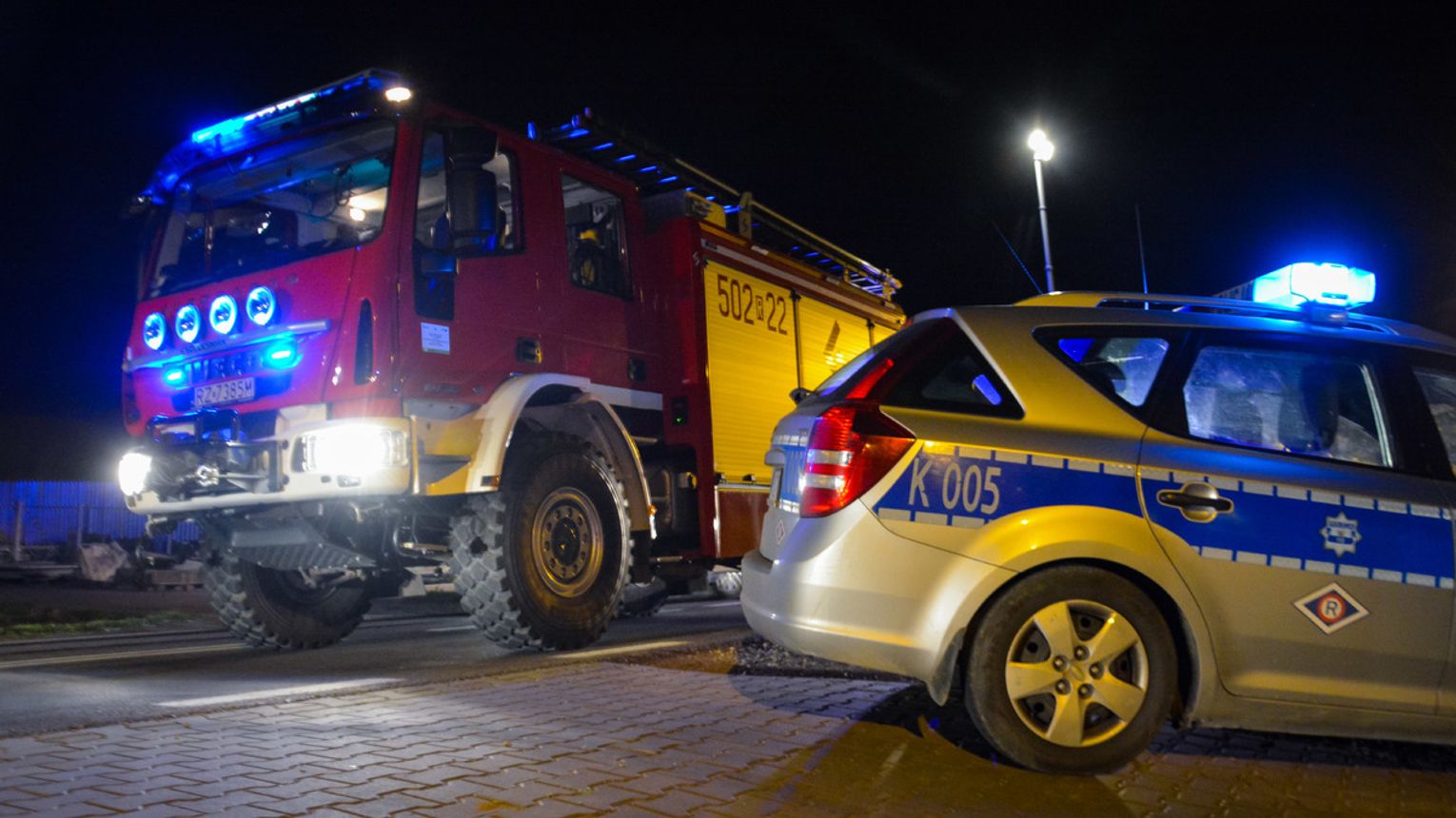 Pożar domu jednorodzinnego przy ul. Kredytowej w Mielcu. Jedna osoba poszkodowana