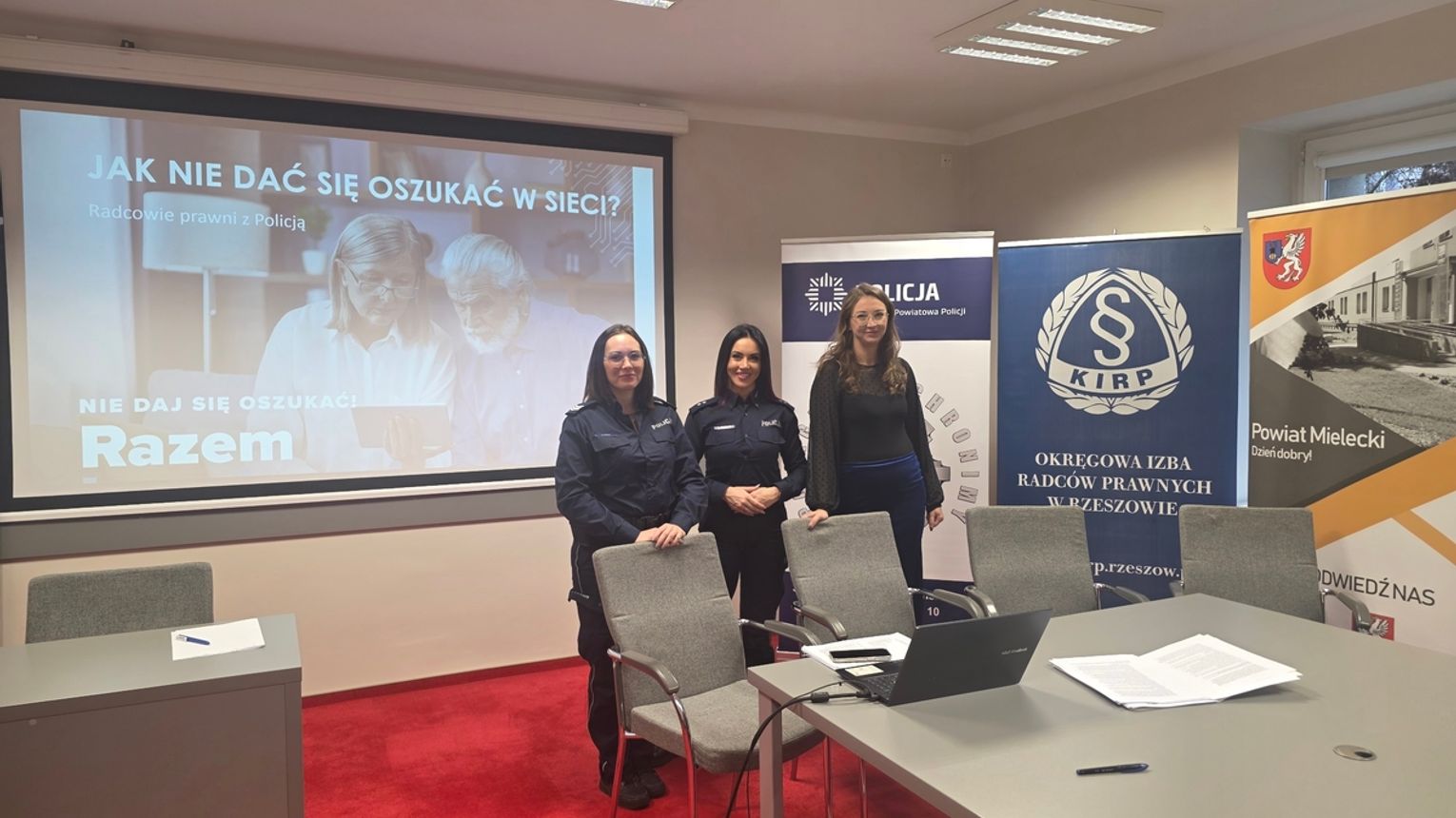 Prawo i senior. Debata w Starostwie Powiatowym w Mielcu.