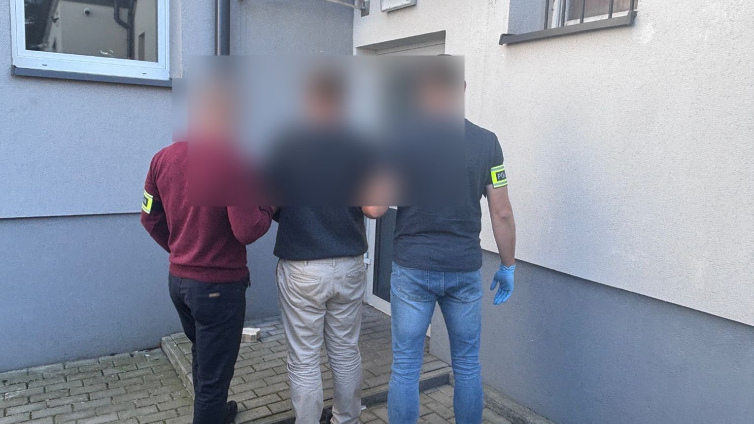 Próbował się włamać. 43-latek został zatrzymany przez policjantów