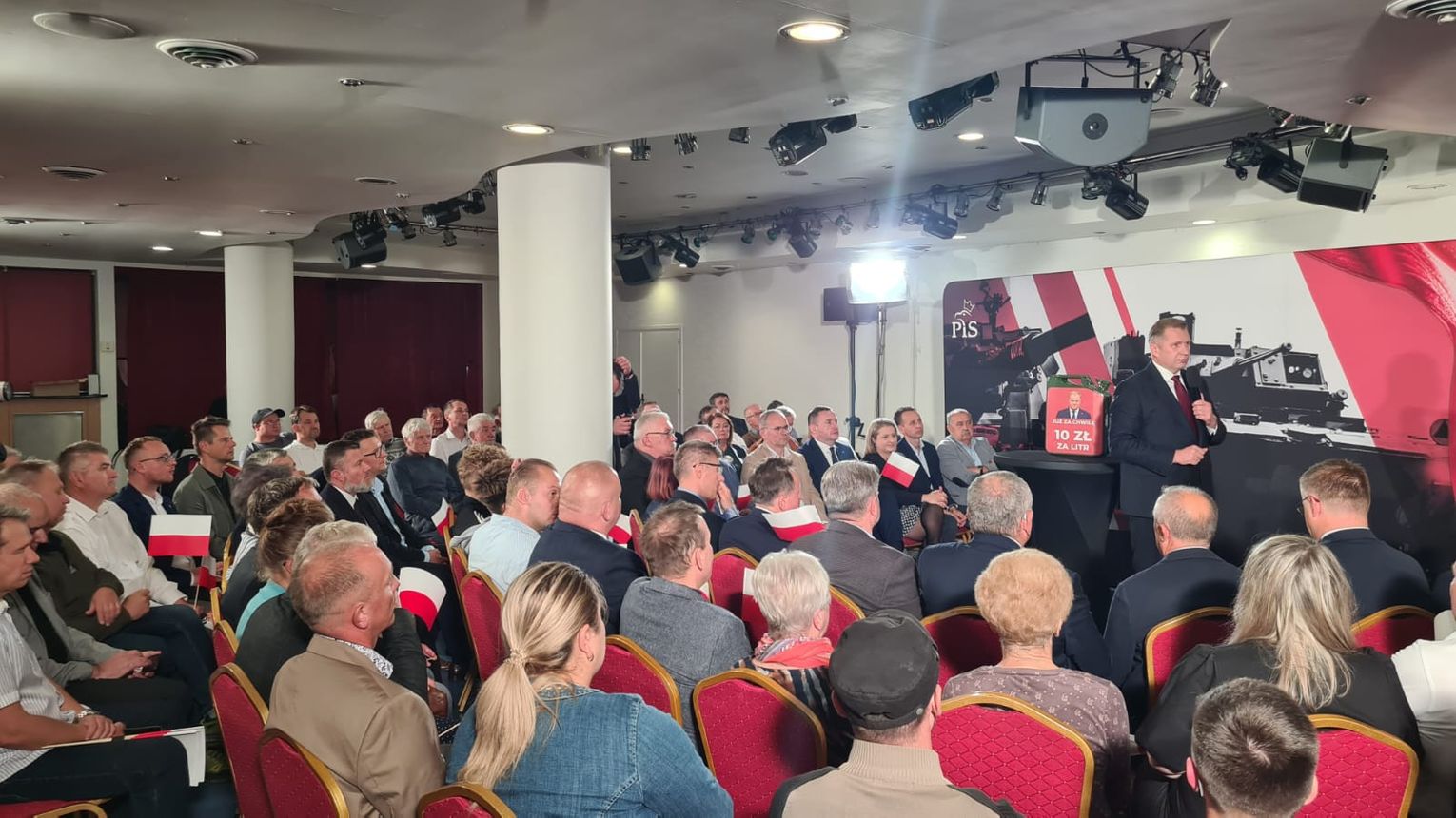 Przyszedł czas na zmianę. Przemysław Czarnekspotkał się z mieszkańcami Mielca