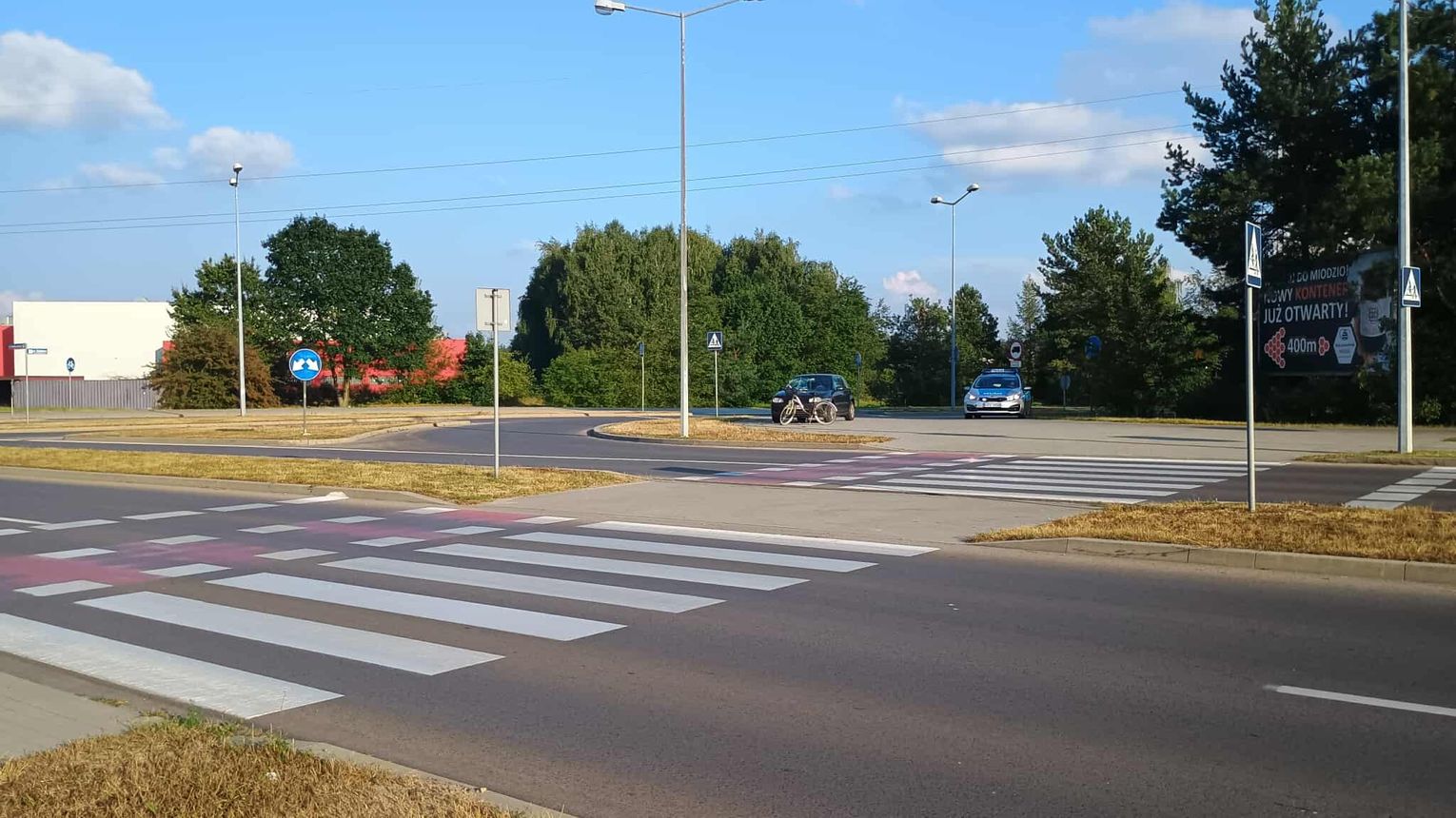 Rowerzystka trafiła do szpitala po potrąceniu przez samochód osobowy na Kwiatkowskiego w Mielcu