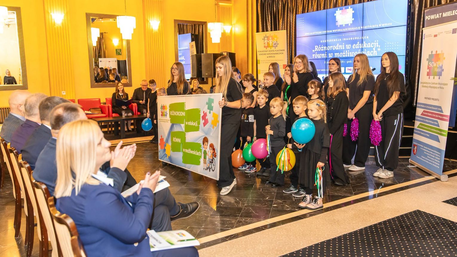 „Różnorodni w edukacji, równi w możliwościach”. Konferencja o edukacji włączającej w Mielcu