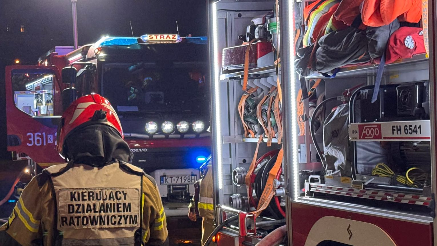 Służby w powiecie mieleckim postawione na nogi. Wypadek pod Przecławiem i pożar w Radomyślu Wielkim
