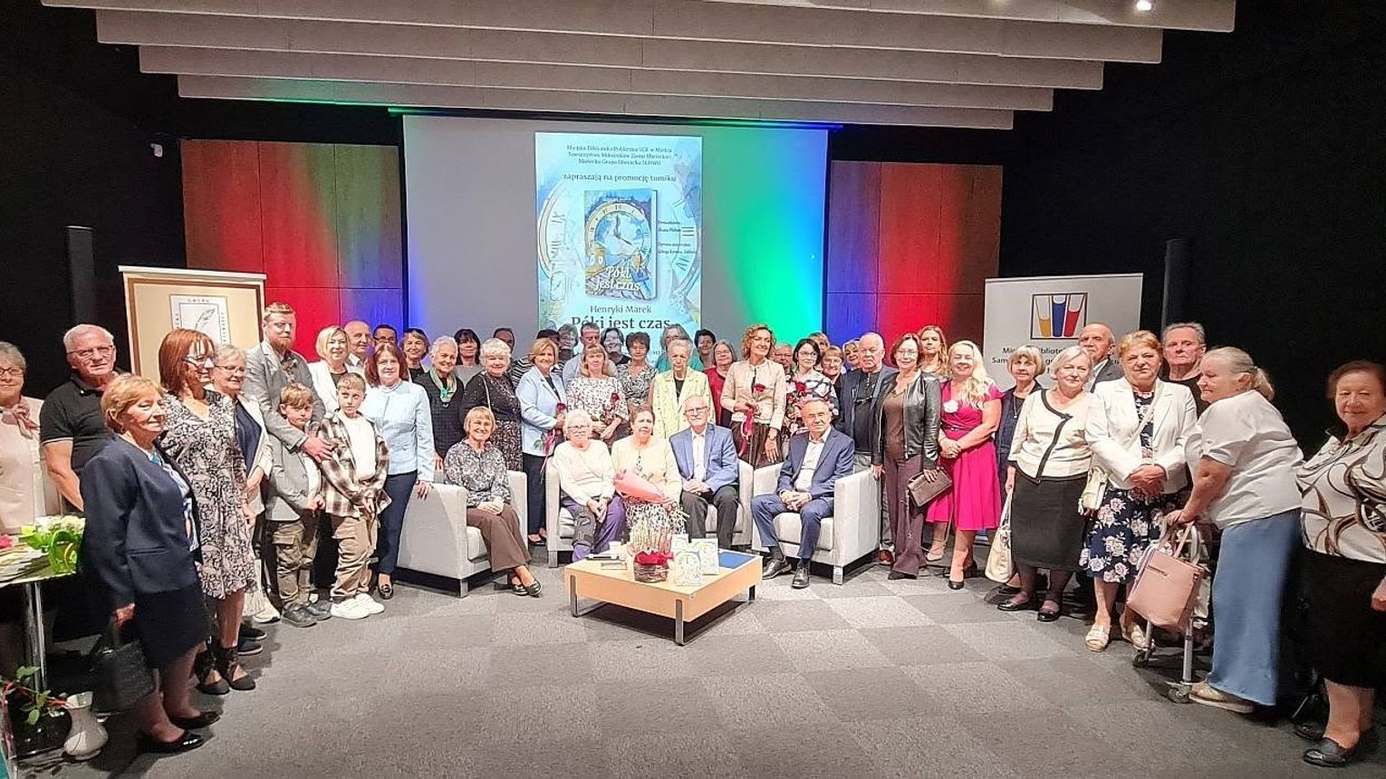 Spotkania z poezją Henryki Marek i jej tomikiem „Póki jest czas”