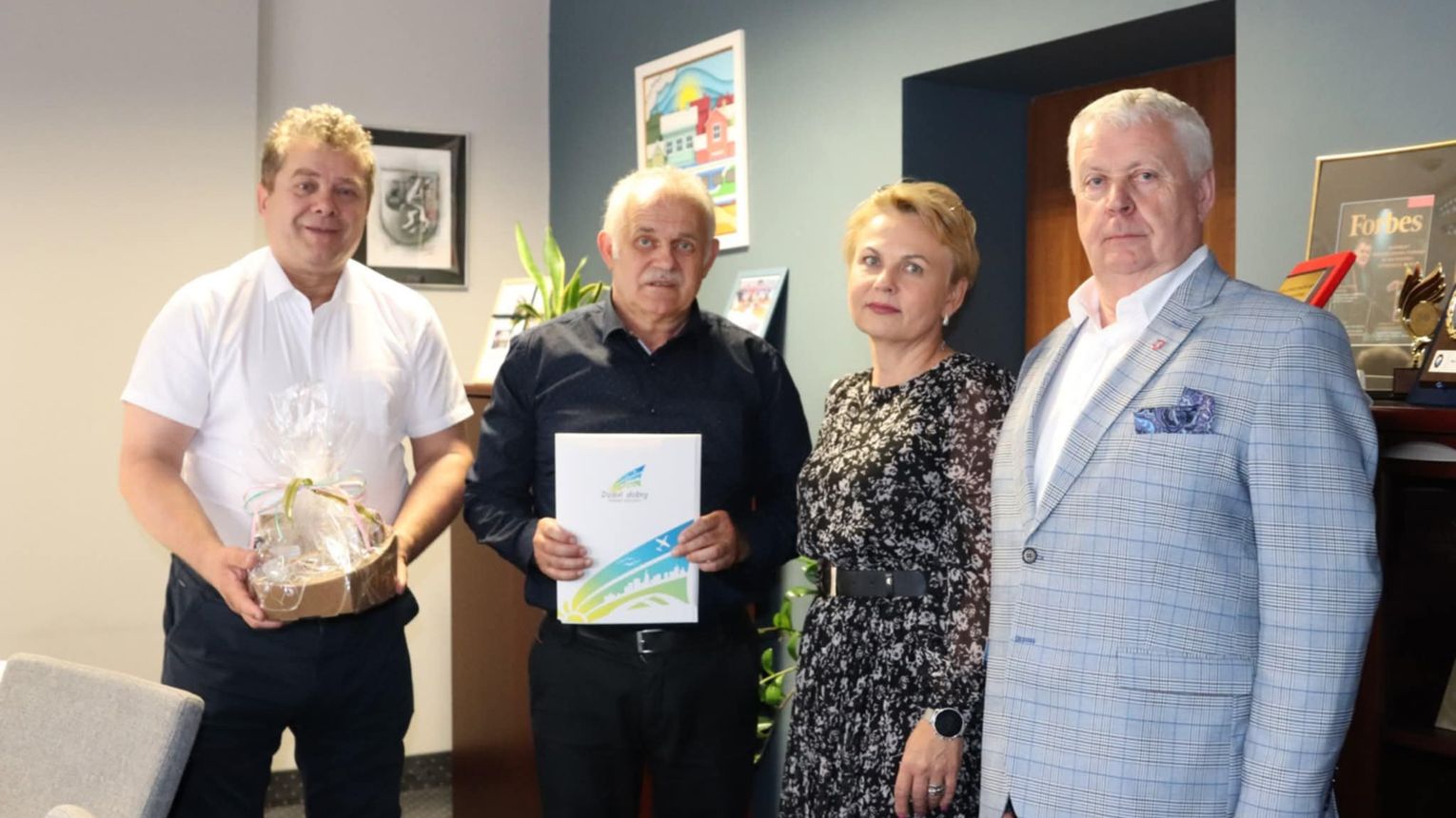Starosta Powiatu Mieleckiegożegna swojego zasłużonego pracownika