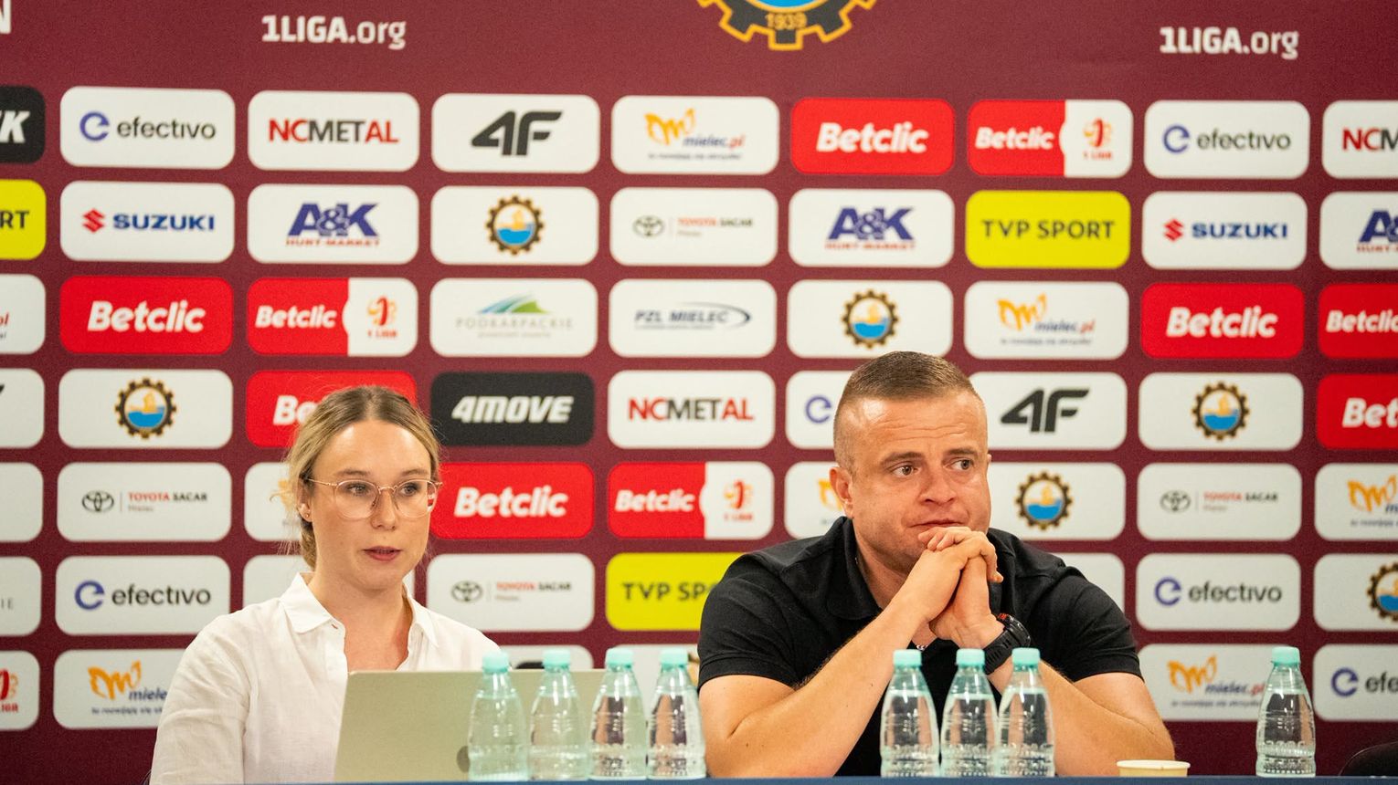 To byływażne rozmowy i decyzje wfunkcjonowaniu Stowarzyszenia FKS Stal Mielec
