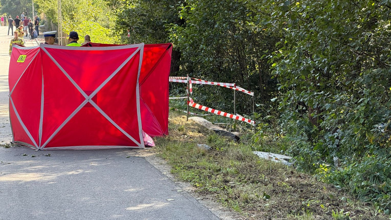 Tragiczny wypadek w Machowej. Jedna osoba nie żyje, druga w ciężkim stanie