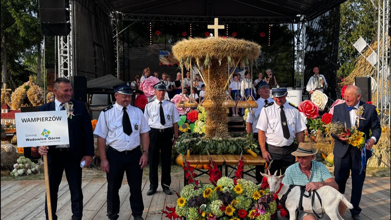 Wampierzów gospodarzem Dożynek Gminy Wadowice Górne [ZDJĘCIA]