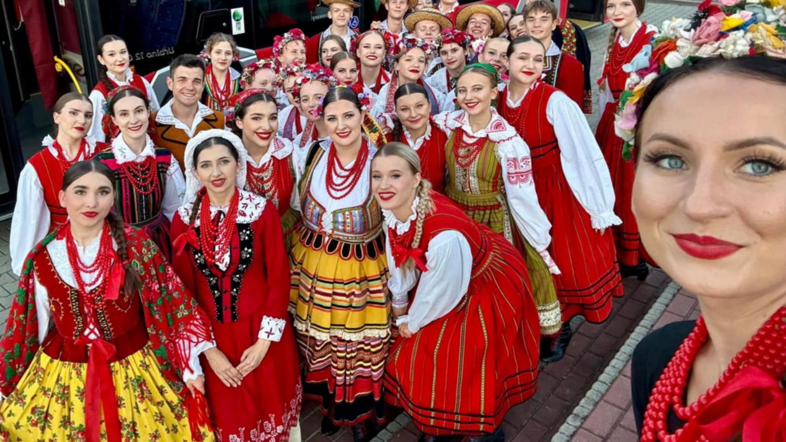 Wyjątkowy koncert Zespołu Pieśni i Tańca " Rzeszowiacy" w Tarnobrzegu