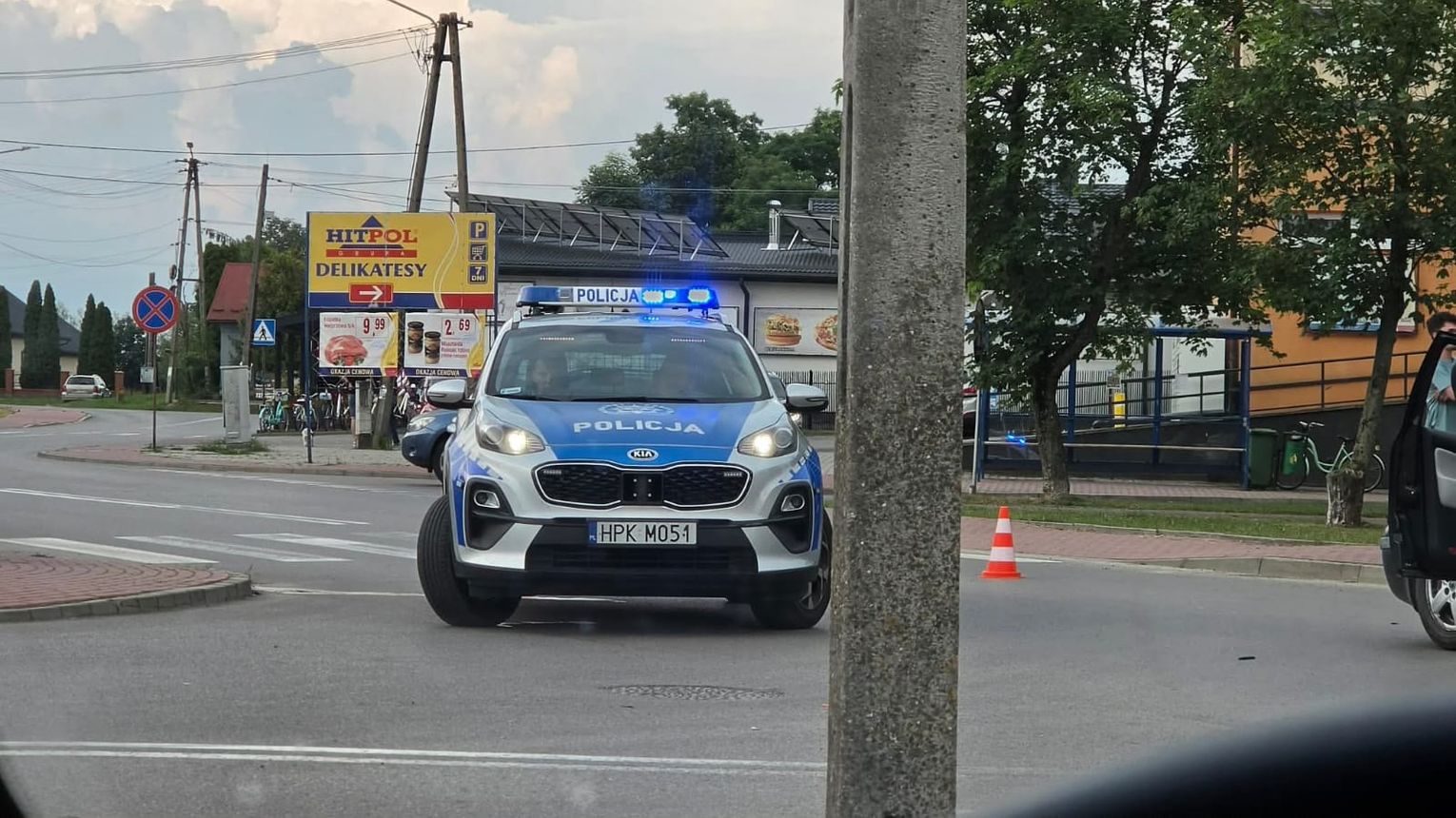 WYPADEK Borowa. Droga zablokowana, są poszkodowani