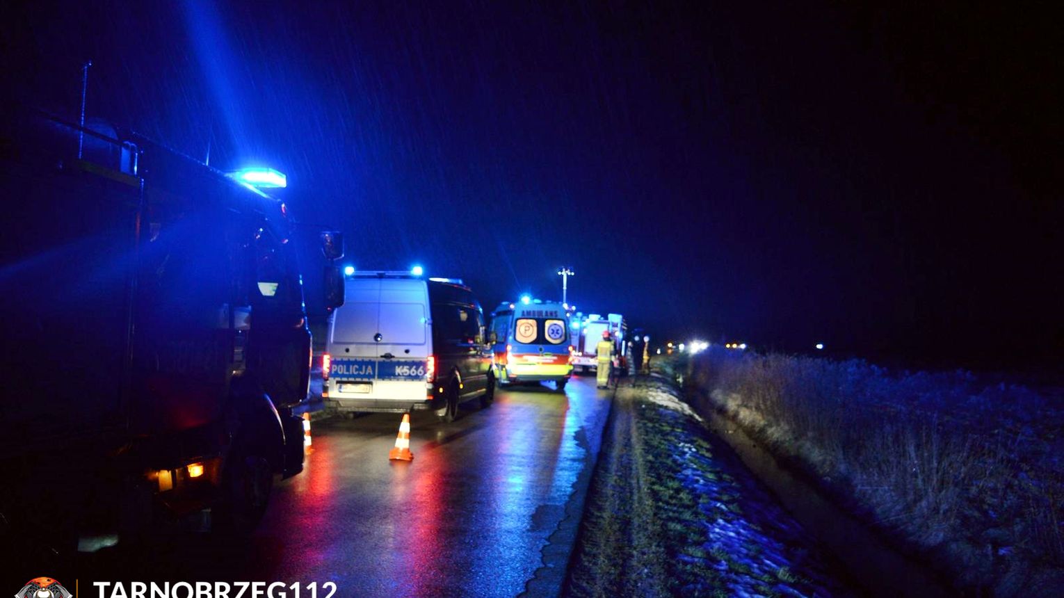 Wypadek pod Tarnobrzegiem. Poszkodowani trafili do szpitala