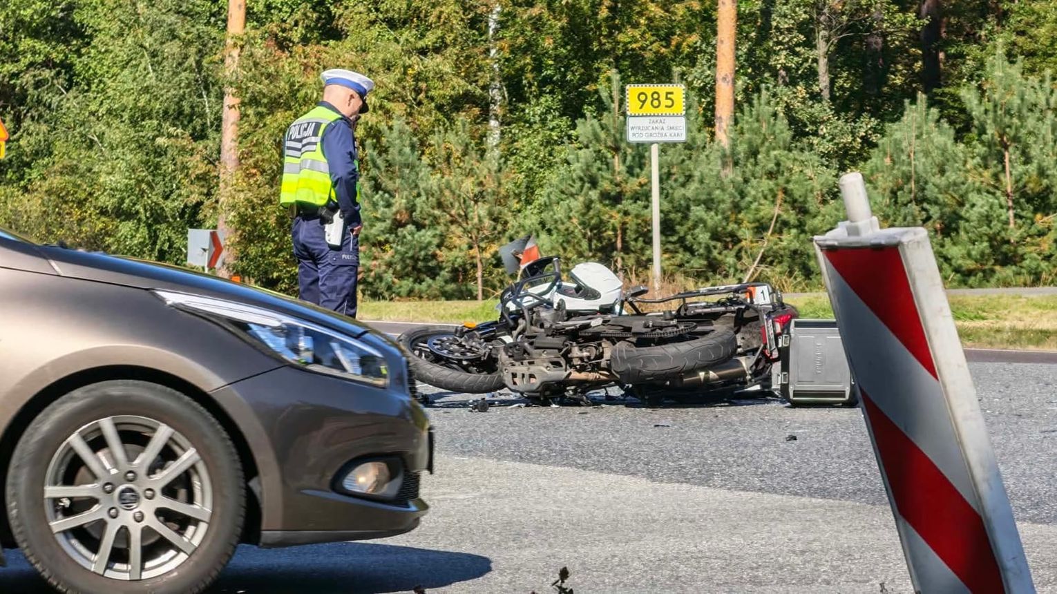 WYPADEK! Skrzyżowanie Mielec - Szydłowiec. Ruch wahadłowy