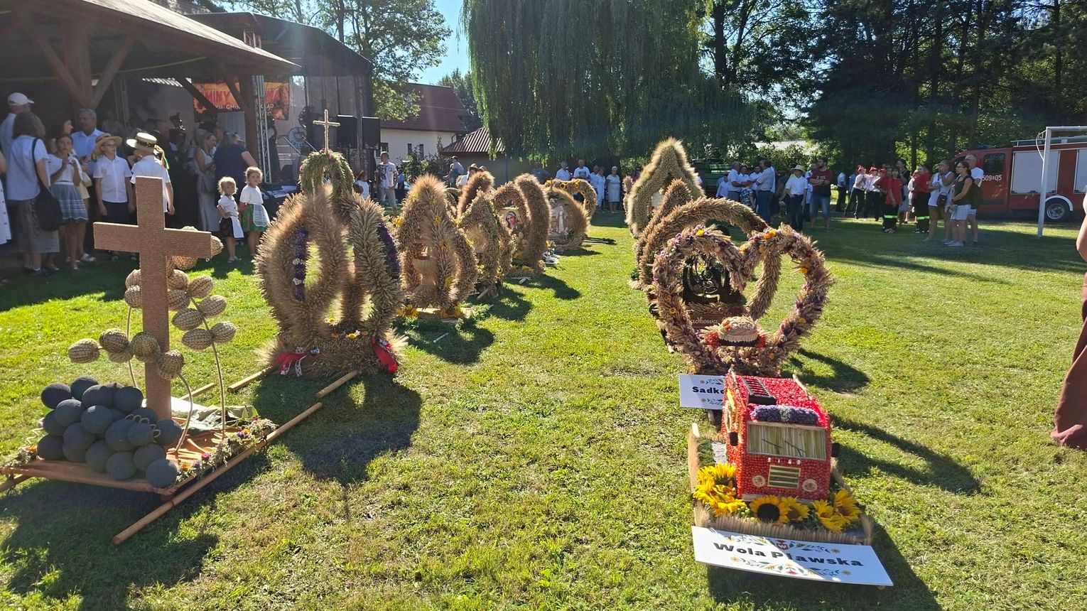 XXVIII Gminny Przegląd Wieńców Dożynkowych w Surowej