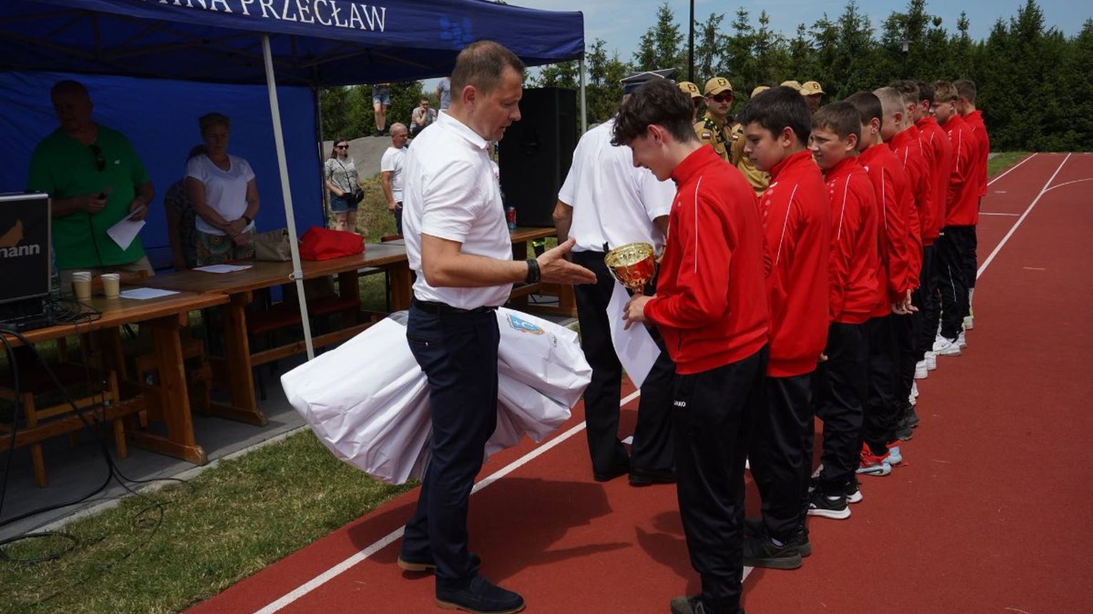 Zawody sportowo-pożarnicze Młodzieżowych Drużyn Pożarniczych w Dobryninie