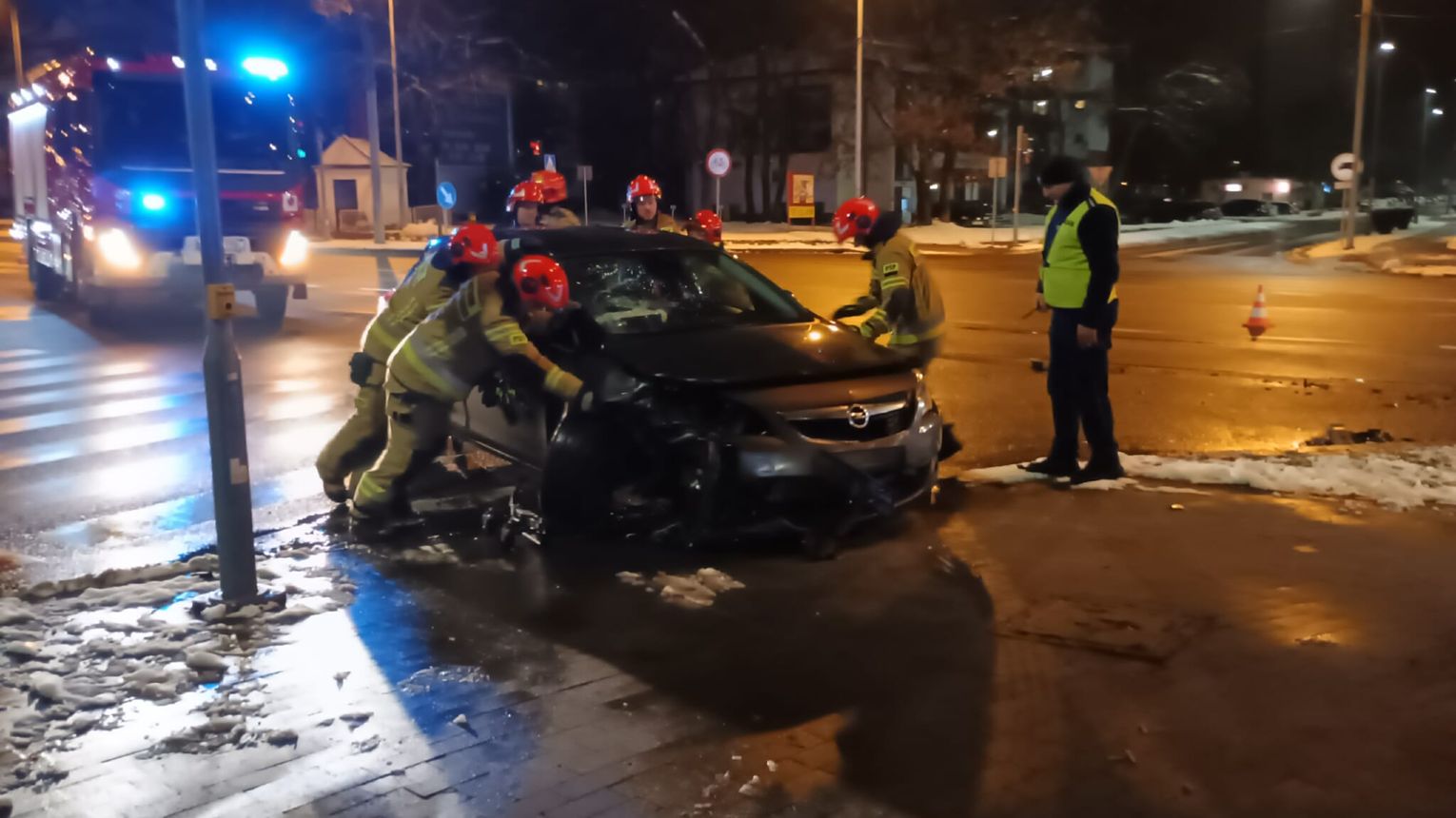 Zderzenie samochodów w Mielcu. Sprawca kolizji ukarany mandatem