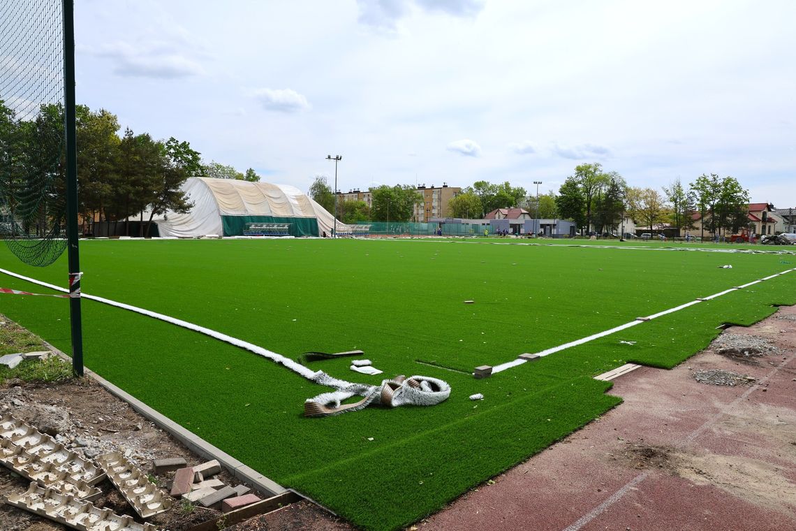 Boisko Gryf wchodzi w decydującą fazę modernizacji