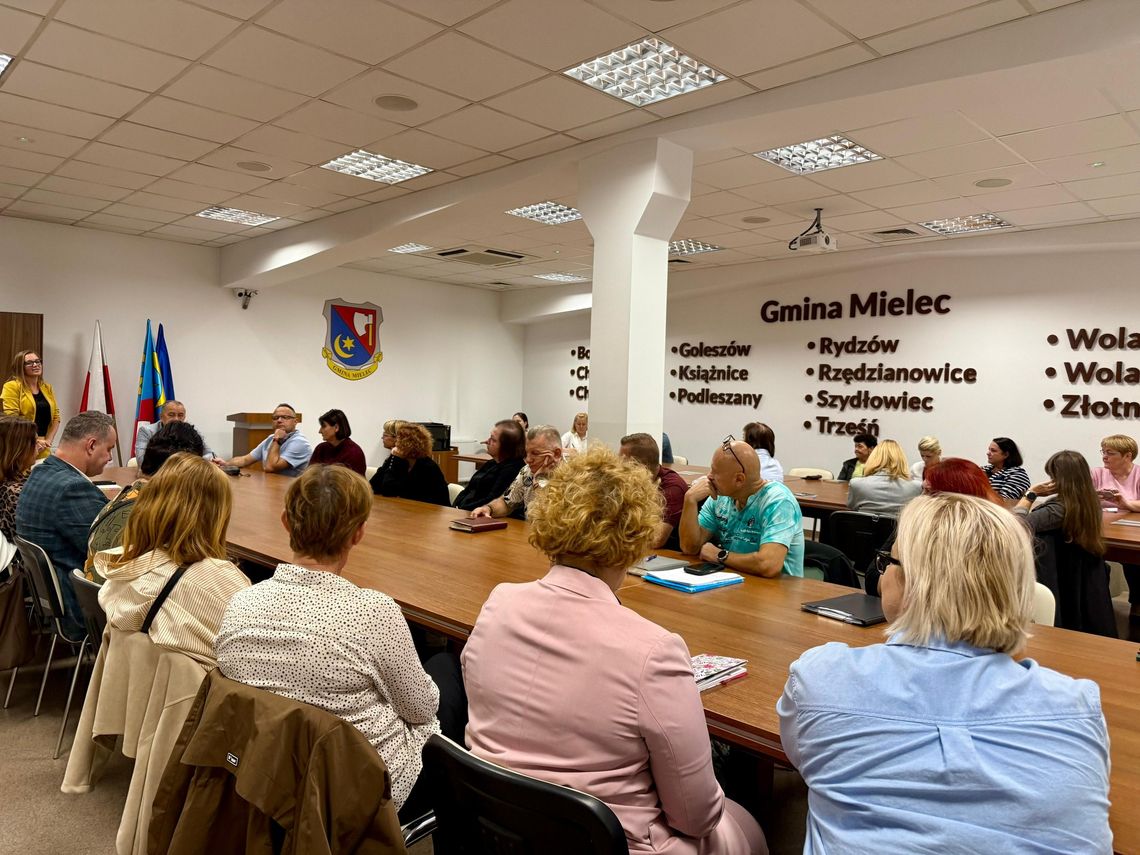 Debatowali nad problemem przemocy domowej po spożyciu alkoholu