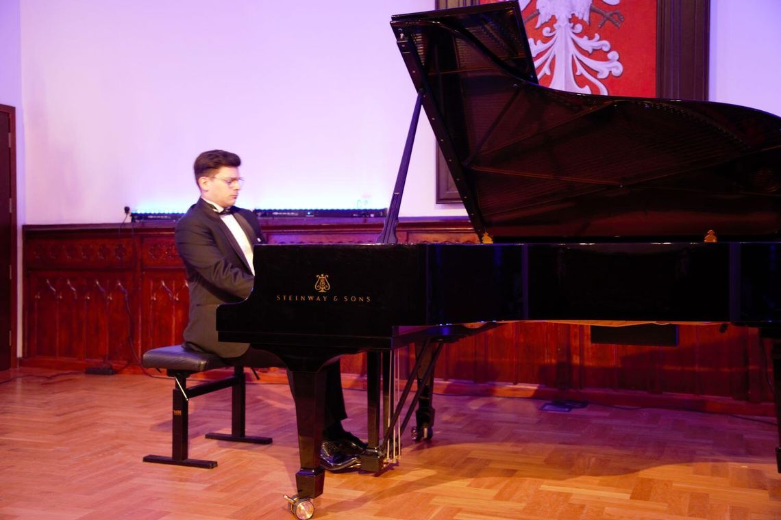 IV koncert MFM recital Krzysztofa Kozłowskiego