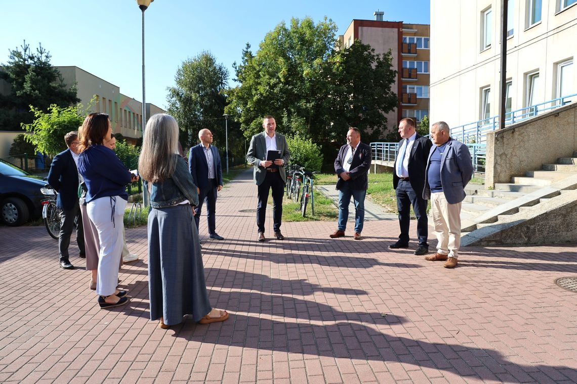Jakie zmiany w Mielcu? Komisja Budownictwa i Gospodarki Komunalnej  w terenie.